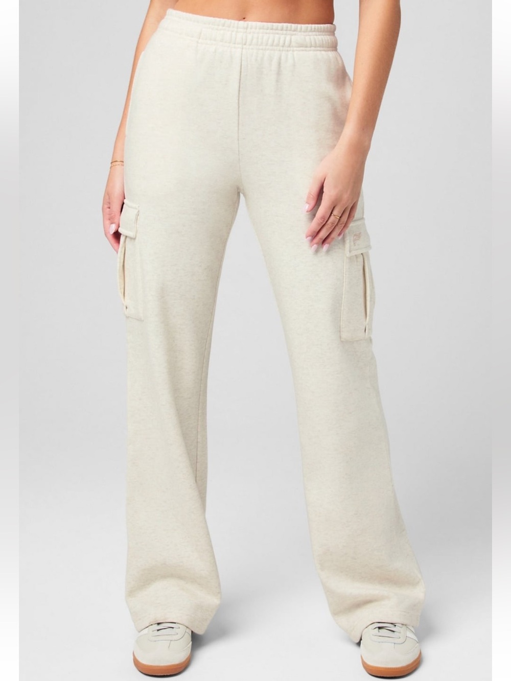 Fabletics Cozy Fleece Wide Leg Cargo Sweatpants Bone Heather Medium-Tall